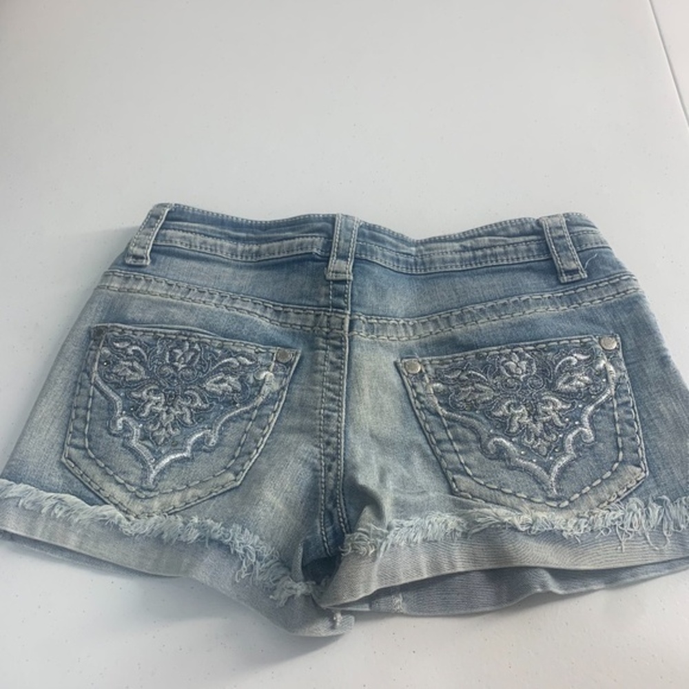 Knox Rose Light Wash Blue Denim Midi Jean Shorts 4